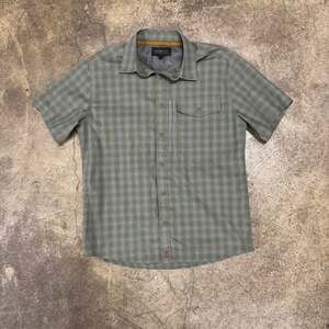 Brothers/Sons Short Sleeve Plaid Button Up Shirt